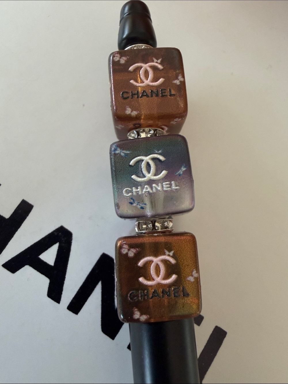🏵️Black Pen with Brown and Blue Logo Cubes - Picture 4 of 4